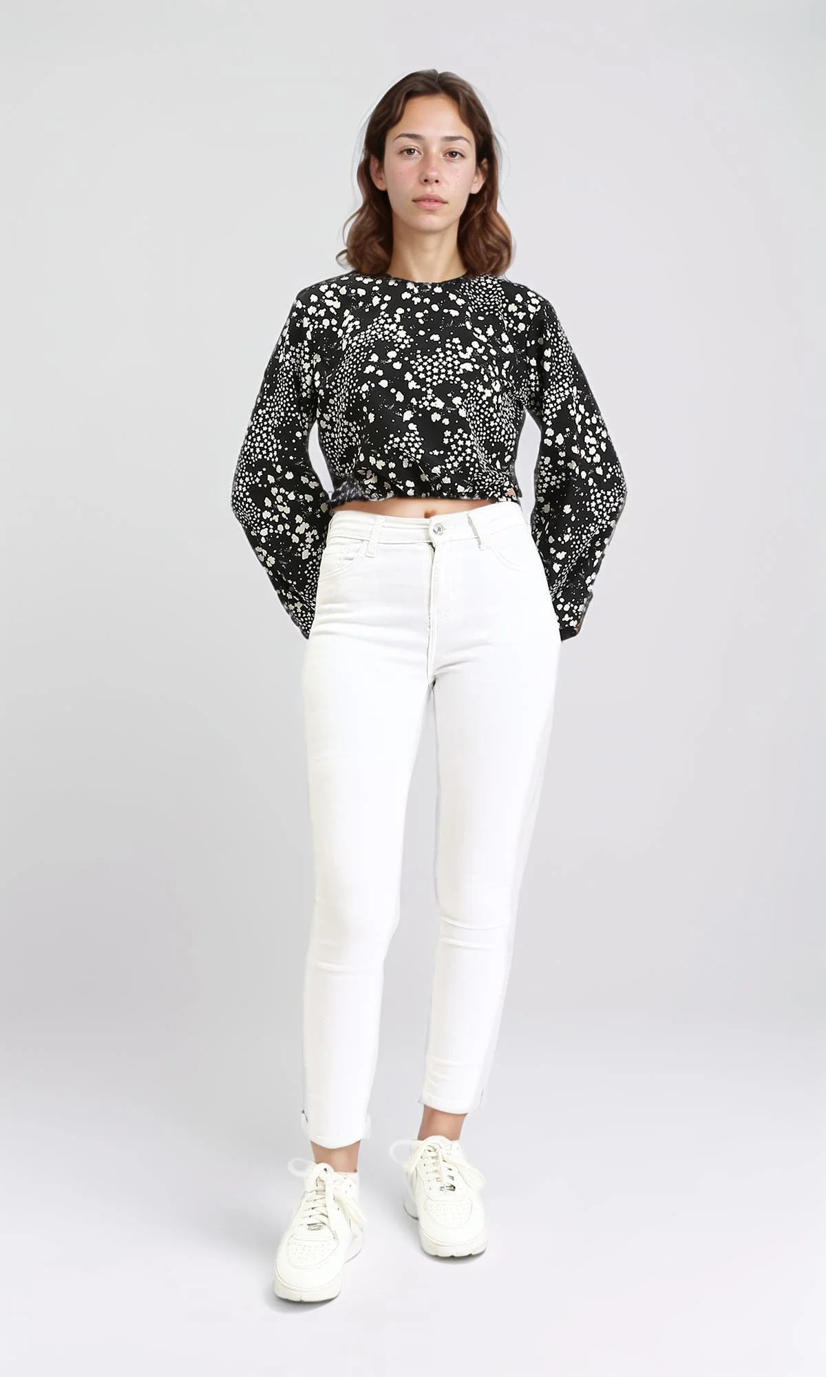 R208790 - Bell Sleeves Patterned Blouse - Black & White - Image 4