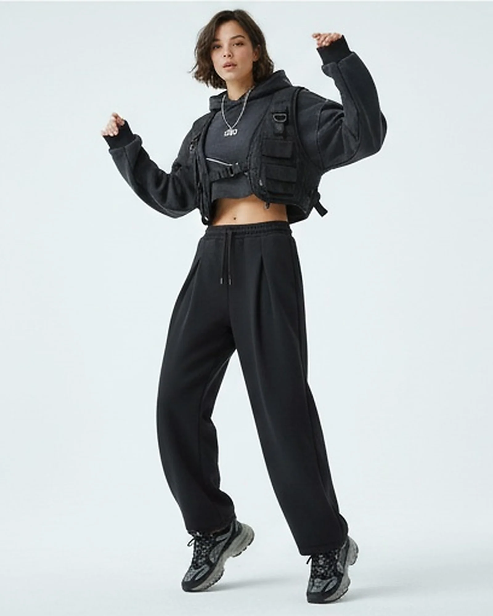 Black Pleated Wide-Leg Fleece Sweatpants - R217636 - Image 3