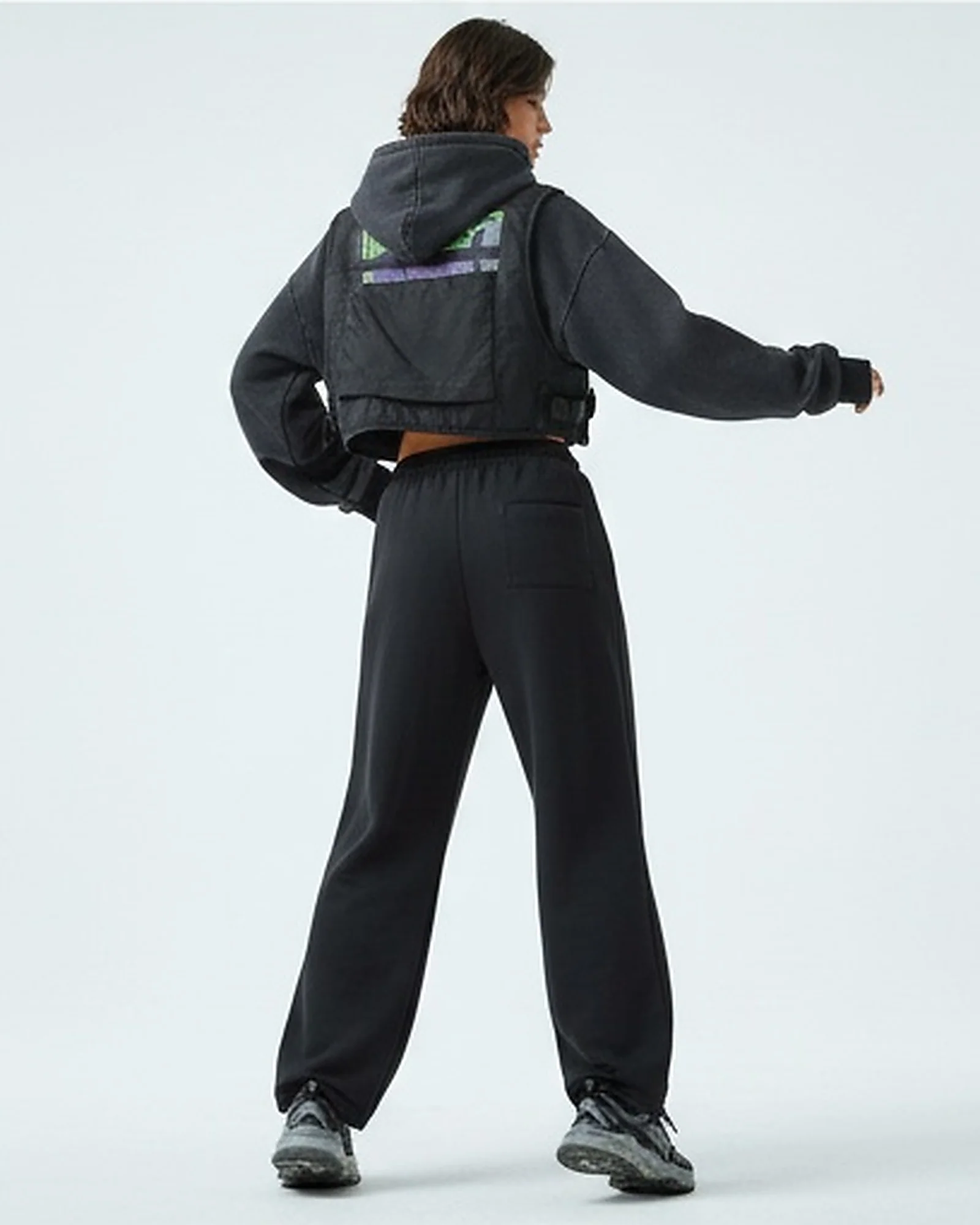 Black Pleated Wide-Leg Fleece Sweatpants - R217636 - Image 4