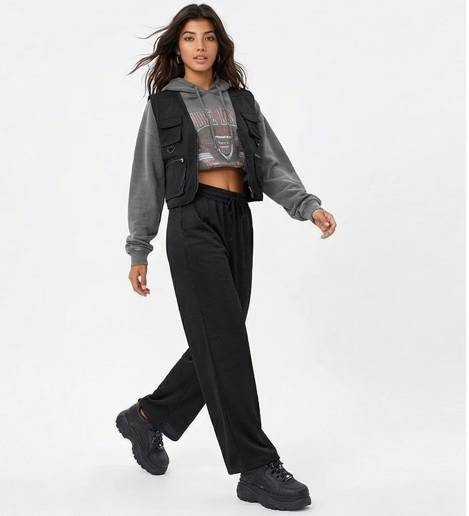 Black Textured Wide-Leg Drawstring Trousers - R217329 - Image 3