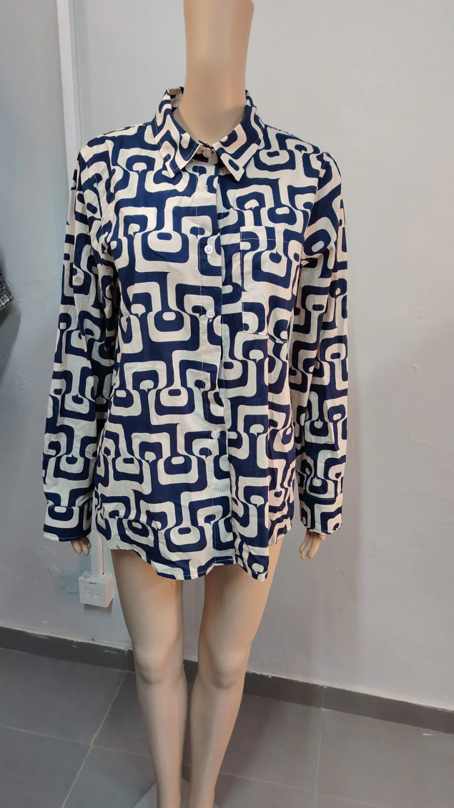 Blue & Beige Geometric Mod Print Long Sleeve Shirt - R217296 - Image 8