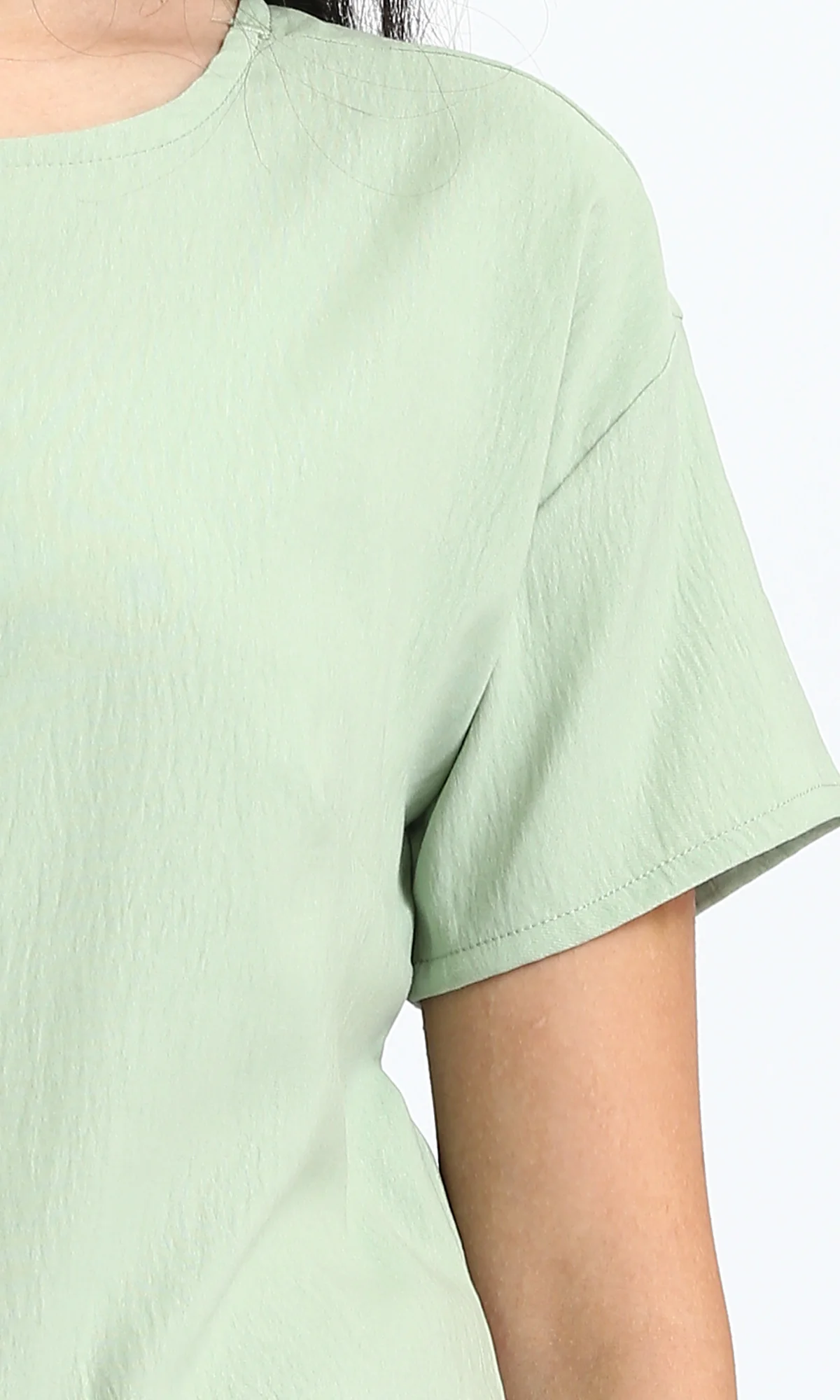 R208496 - Boat Neck Solid Slip On Basic Tee - Light Green - Image 3