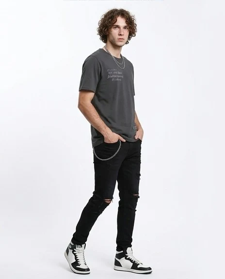 R208577 - Crew Neck Printed Regular Tee - Dark Grey - Image 4