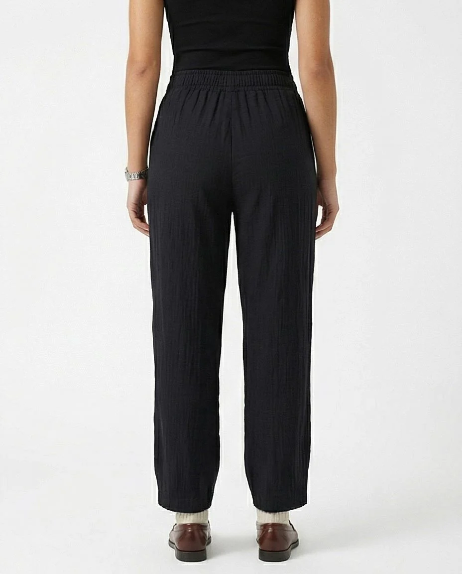 Ravin Crinkle Crêpe Relaxed Straight-Leg Pants in Black – Style R217305, Plissé Texture, High-Rise Elastic Waist - Image 2