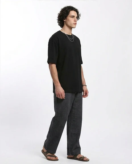 R215861 - Elbow-Sleeves Solid Relaxed Basic Tee - Black - Image 4