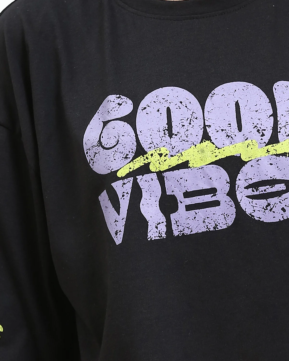 Ravin "Good Vibes" Distressed Graphic Crop T-Shirt - Black - R210551 - Image 4