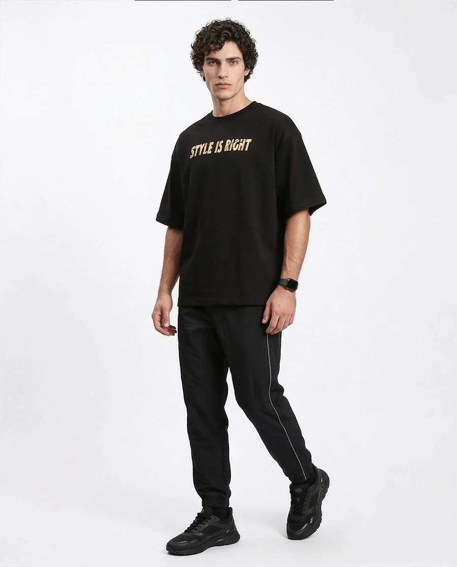 RAVIN "La Vie Est Belle" Oversized Graphic Street Tee – Black - R210521 - Image 5