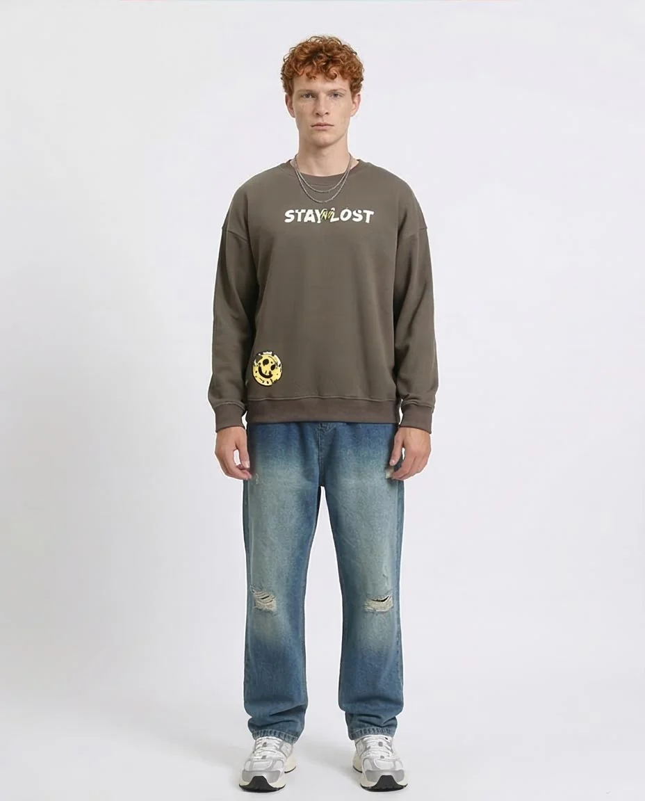 RAVIN Men’s Relaxed-Fit Graphic Sweatshirt – “Stay Lost” Streetwear Collection - Khaki - R215071 - Image 3