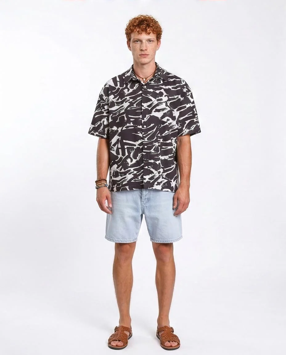 RAVIN Men’s Abstract Brushstroke Seersucker Shirt – Black & White - R210017 - Image 3