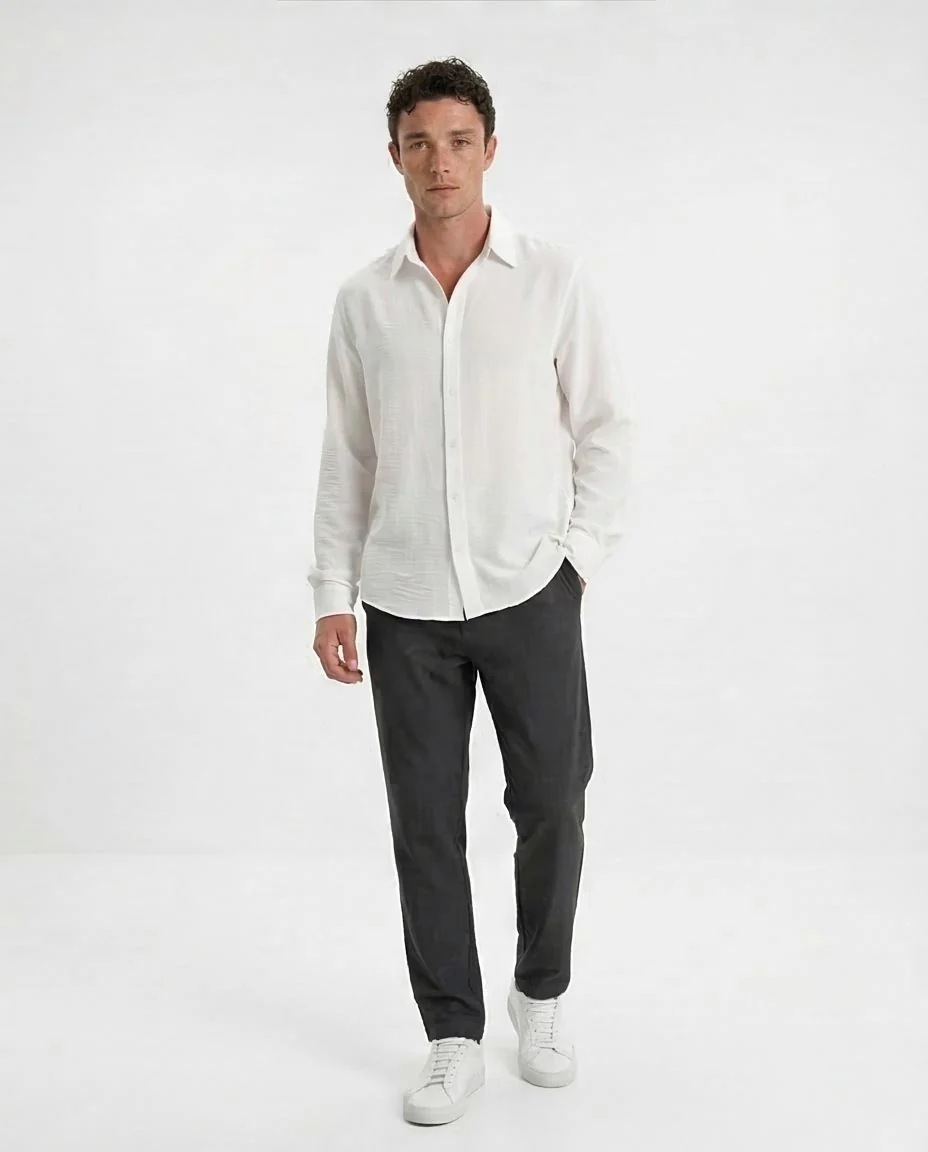 Ravin Men’s Easy-Care Crinkle Shirt – 100% Polyester Performance Fabric - White R207298 - Image 5