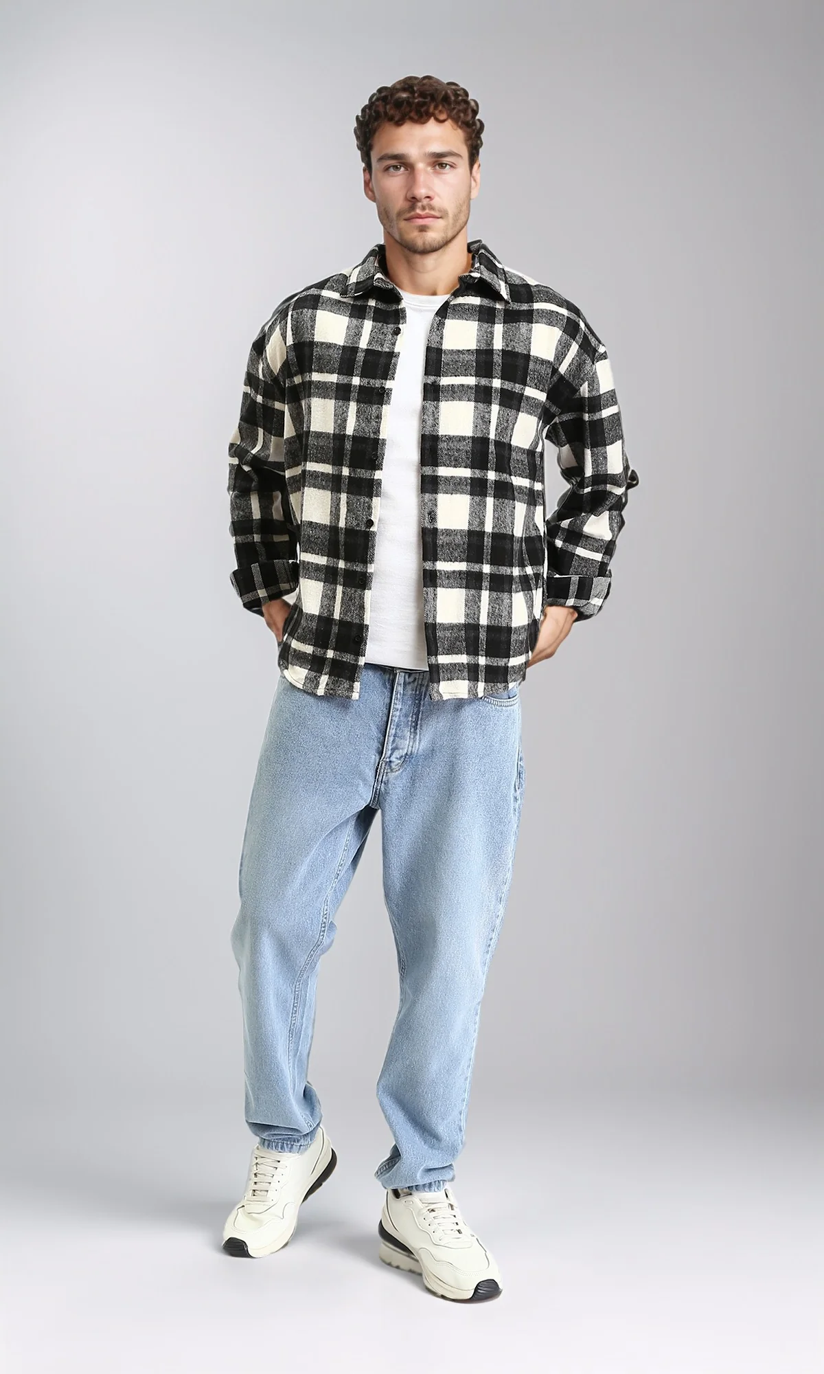 Men's Light Wash Relaxed Tapered Jogger Jeans - O201125 - Image 5