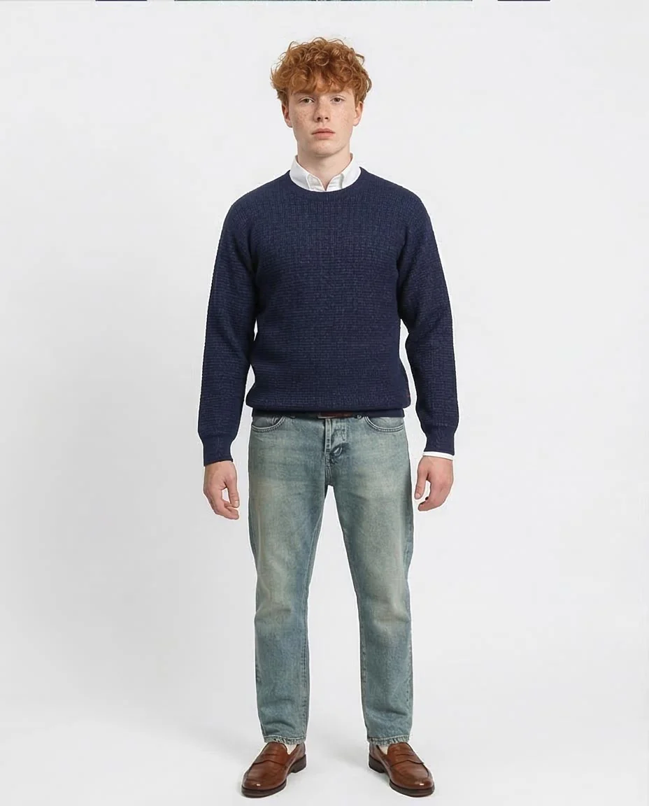 Ravin Men’s Micro-Grid Textured Knit Crewneck Sweater – Navy - R214479 - Image 3