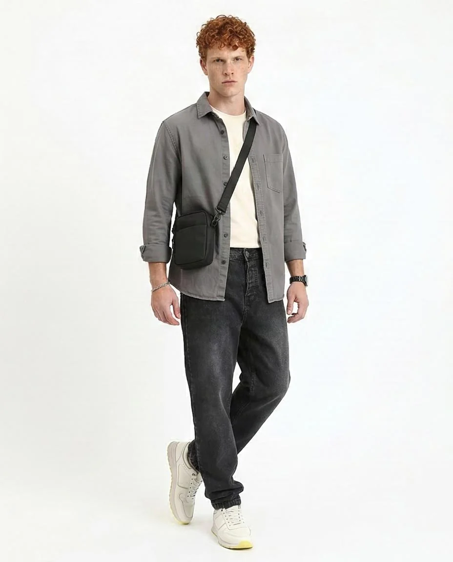 Ravin Men's Relaxed Fit Acid Wash Tapered Jeans - Black - R212706 - Image 4