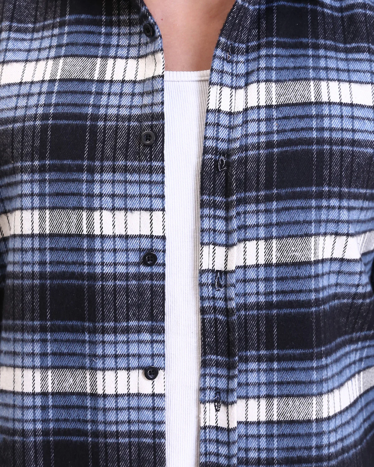 Ravin Men’s Relaxed-Fit Blue Plaid Flannel Shacket - R213203 - Image 4