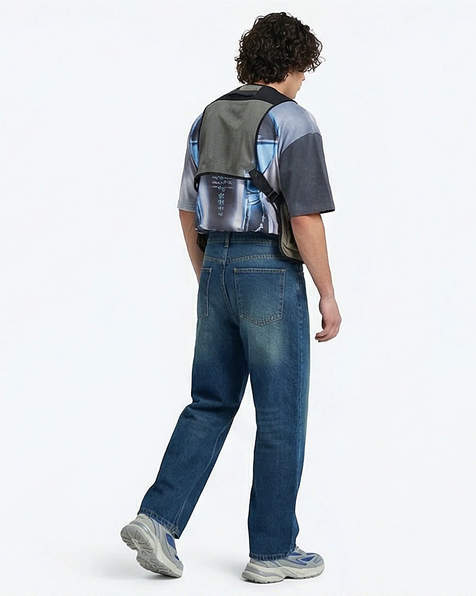 Modern Relaxed Fit Mid-Blue Denim Jeans - Image 4