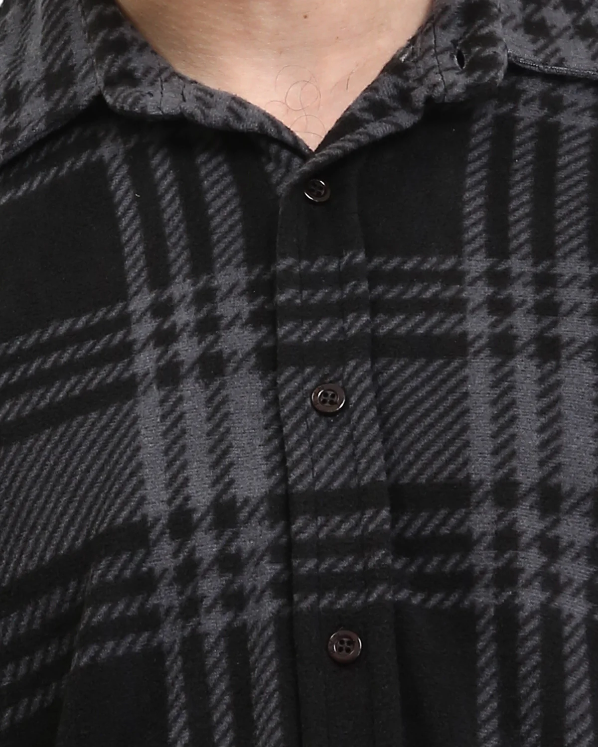 Ravin Men’s Relaxed-Fit  Plaid Shirt – Charcoal & Black - R208156 - Image 4