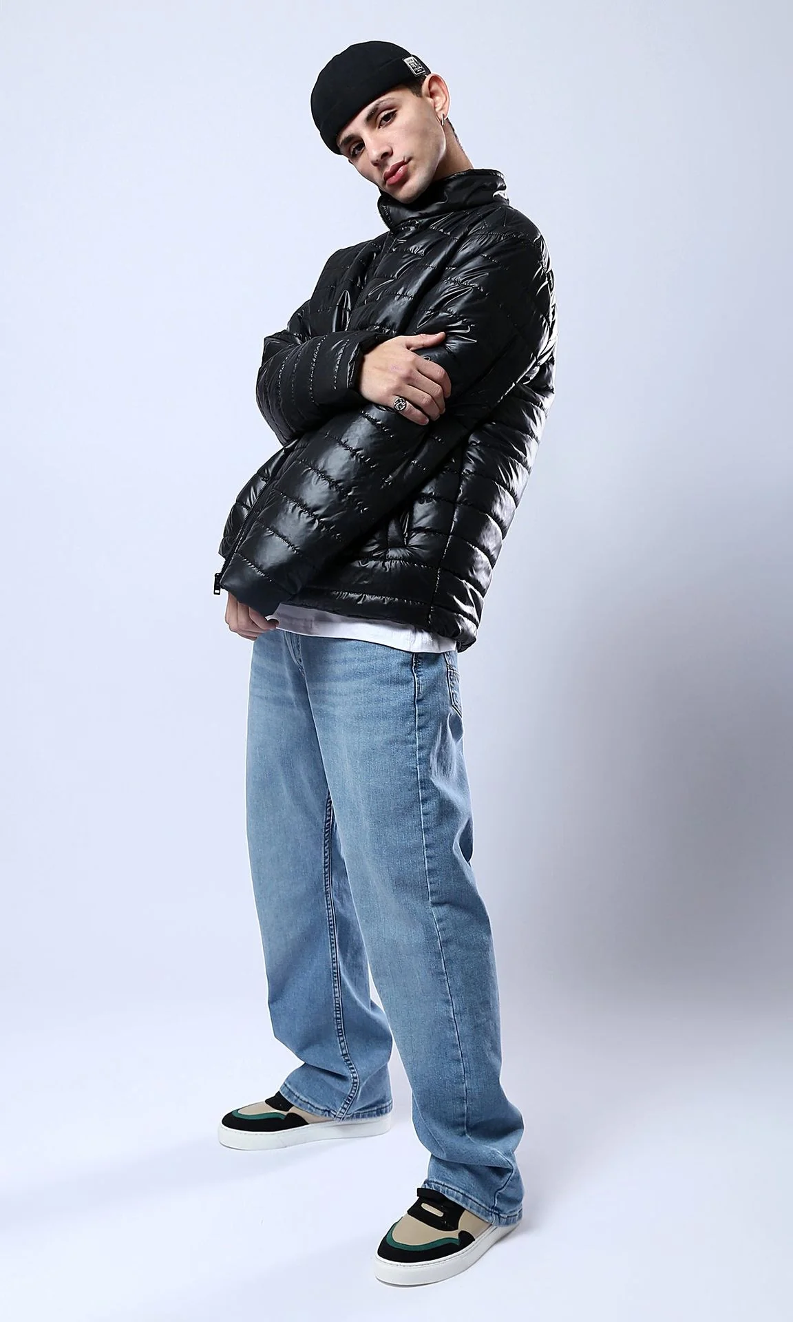 Men's High-Shine Quilted Puffer Jacket in Black - O178466 - Image 14