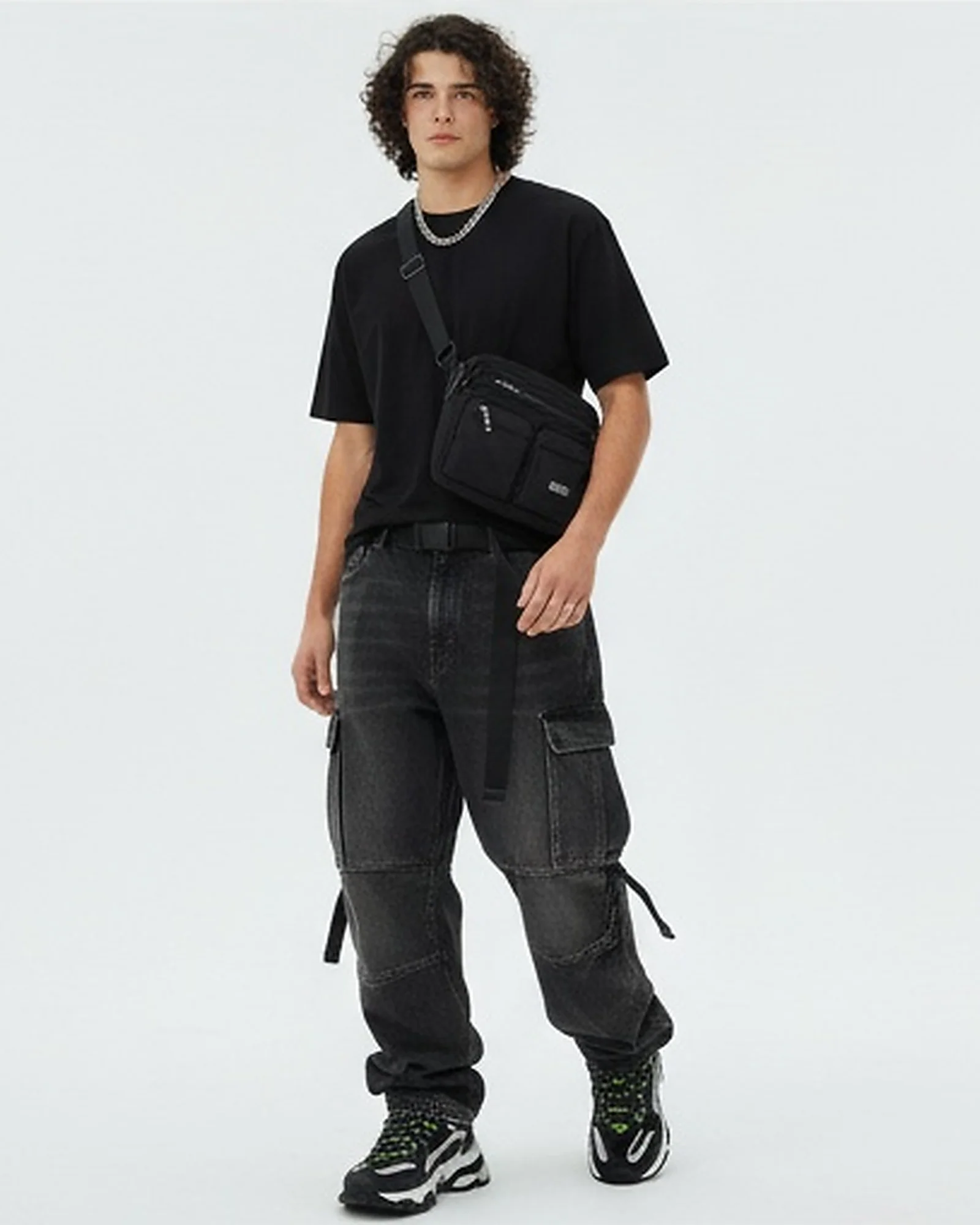 Midnight Essential Relaxed Fit Crew Neck Tee - R217170 - Image 3