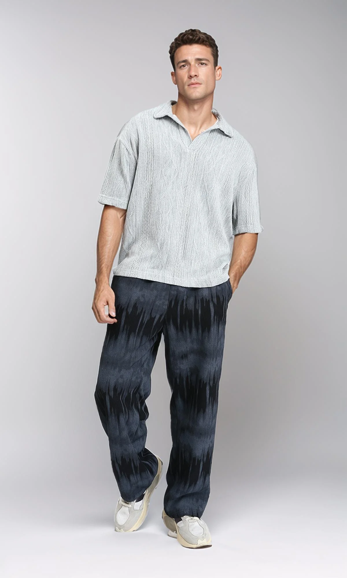 Ravin Men's Light Grey Textured Knit Polo Shirt - Image 5