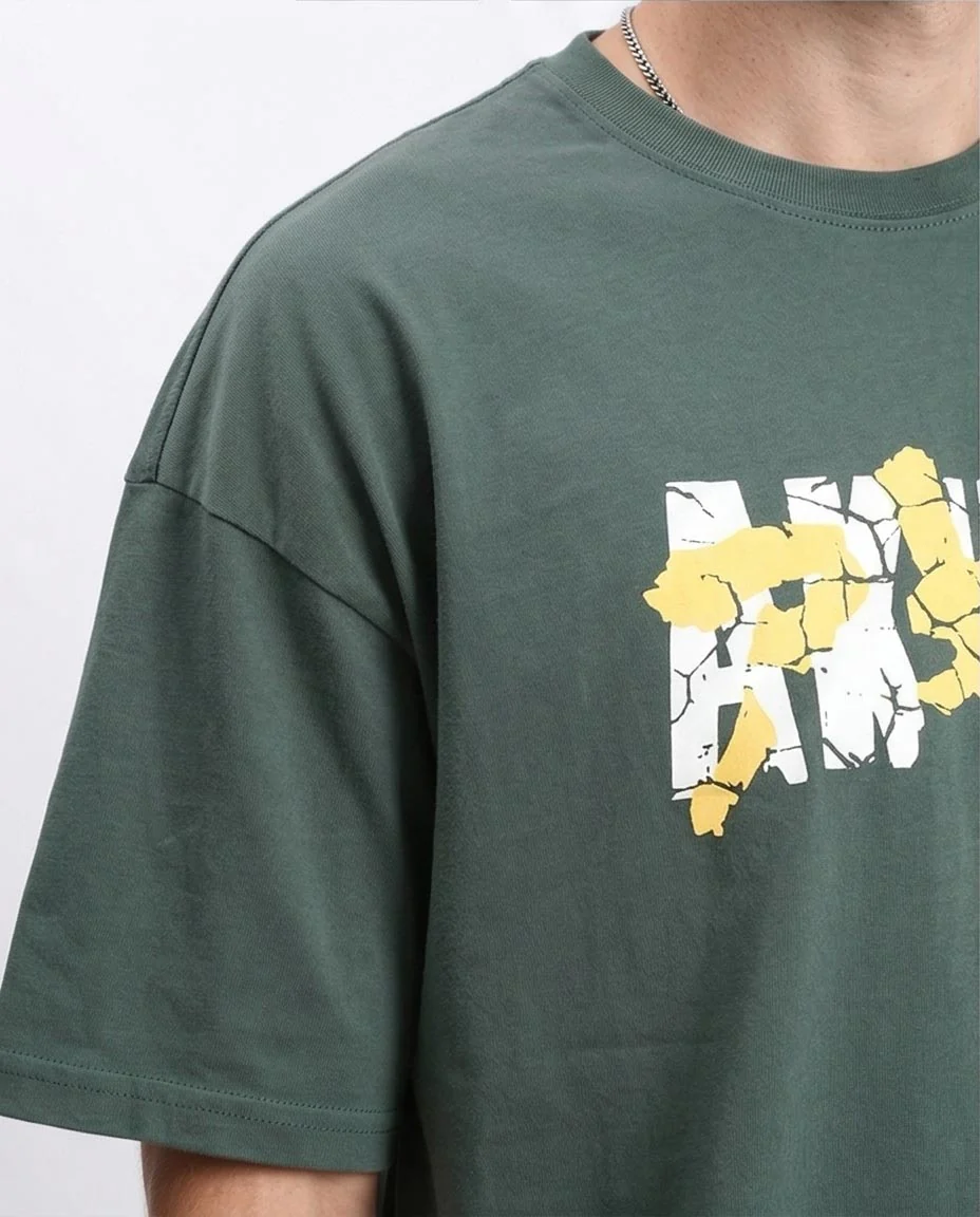 Ravin // "Neo-Tokyo Cat" Oversized Graphic T-Shirt – Forest Green - R208976 - Image 3