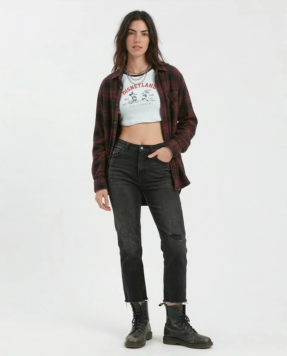 Ravin Women's Disneyland Graphic Raglan Crop Top with Sleeve Ties – Black/White - o181679 - Image 3