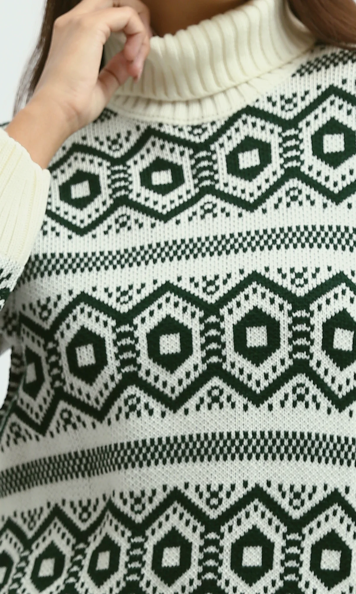 O193357 - Fully Fashioned Turtle Neck Pullover Sweater - Off-White - Image 4