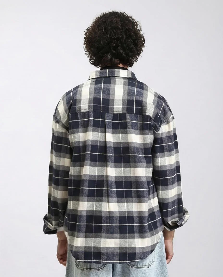 Ravin Oversized Plaid Heavyweight Flannel Shirt – Navy/CreamR212080 - - Image 2