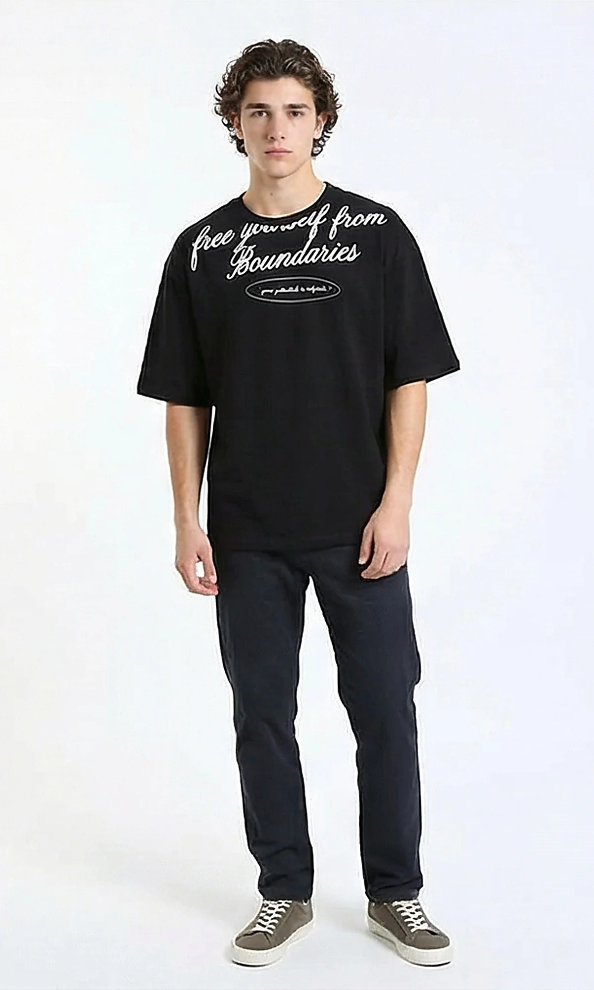R215726 - Printed Relaxed Elbow Sleeve Tee - Black - Image 4