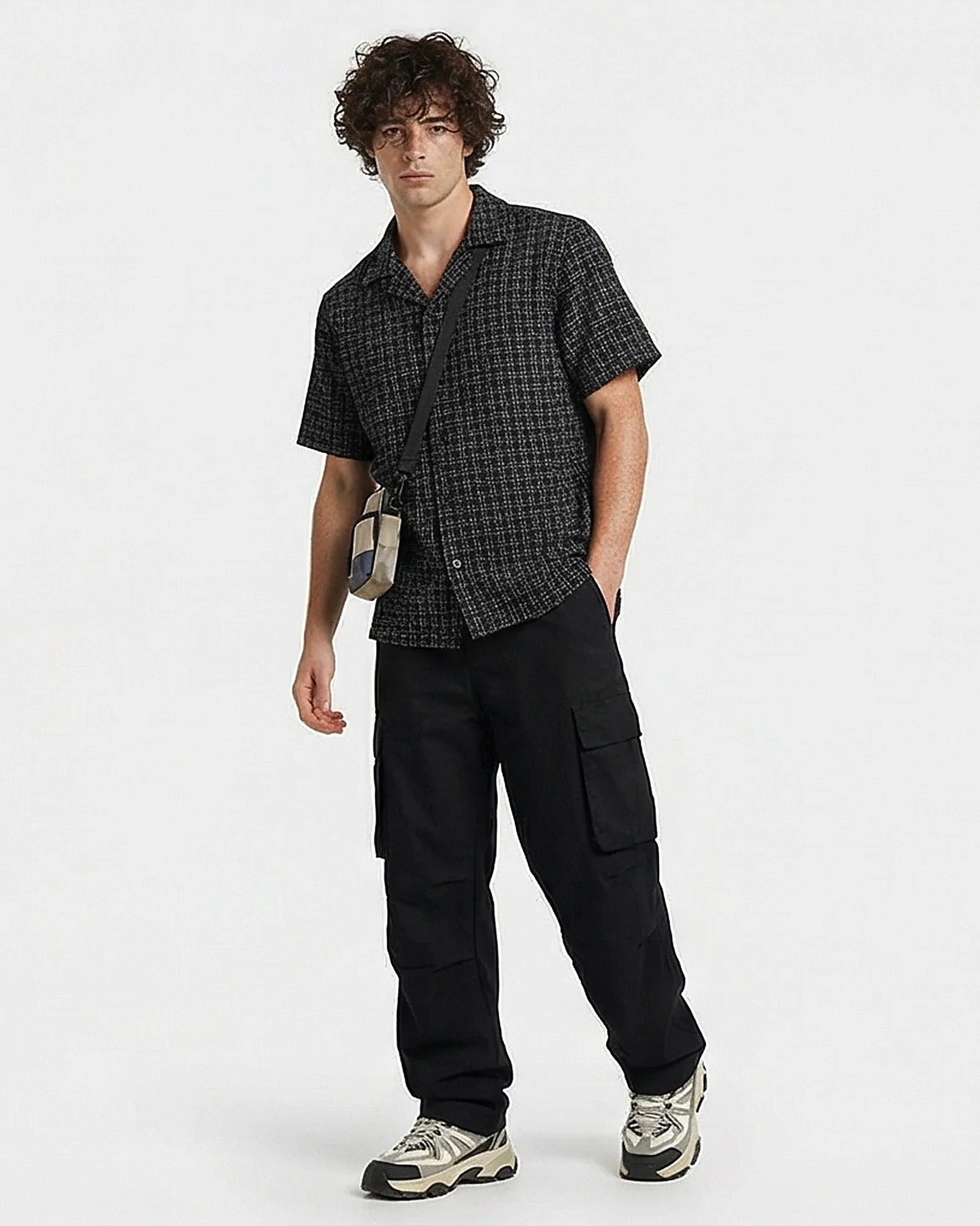 Black Textured Weave Camp Collar Short Sleeve Shirt - R216745 - Image 3
