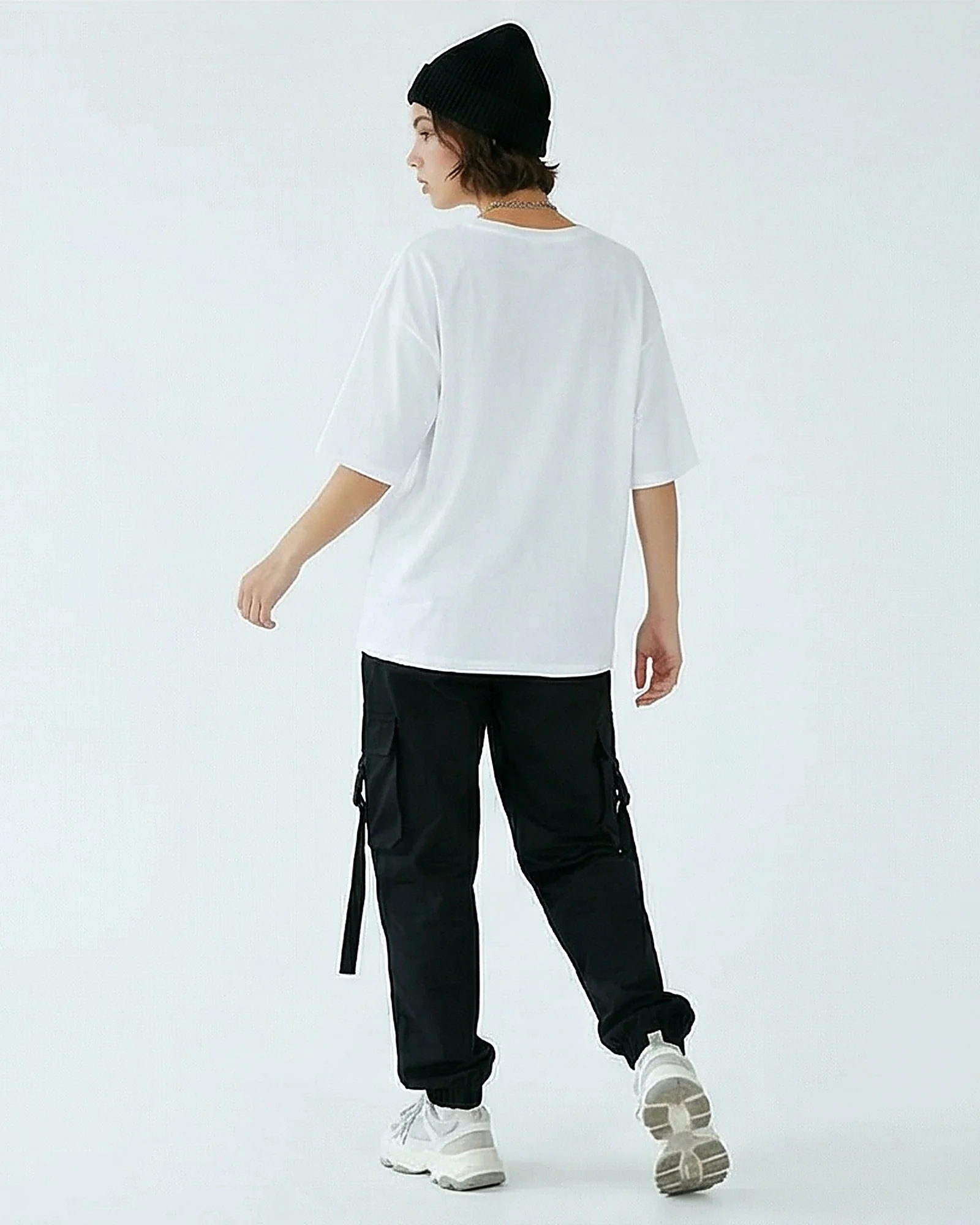 Essential White Oversized Crew Neck T-Shirt - R217418 - Image 4