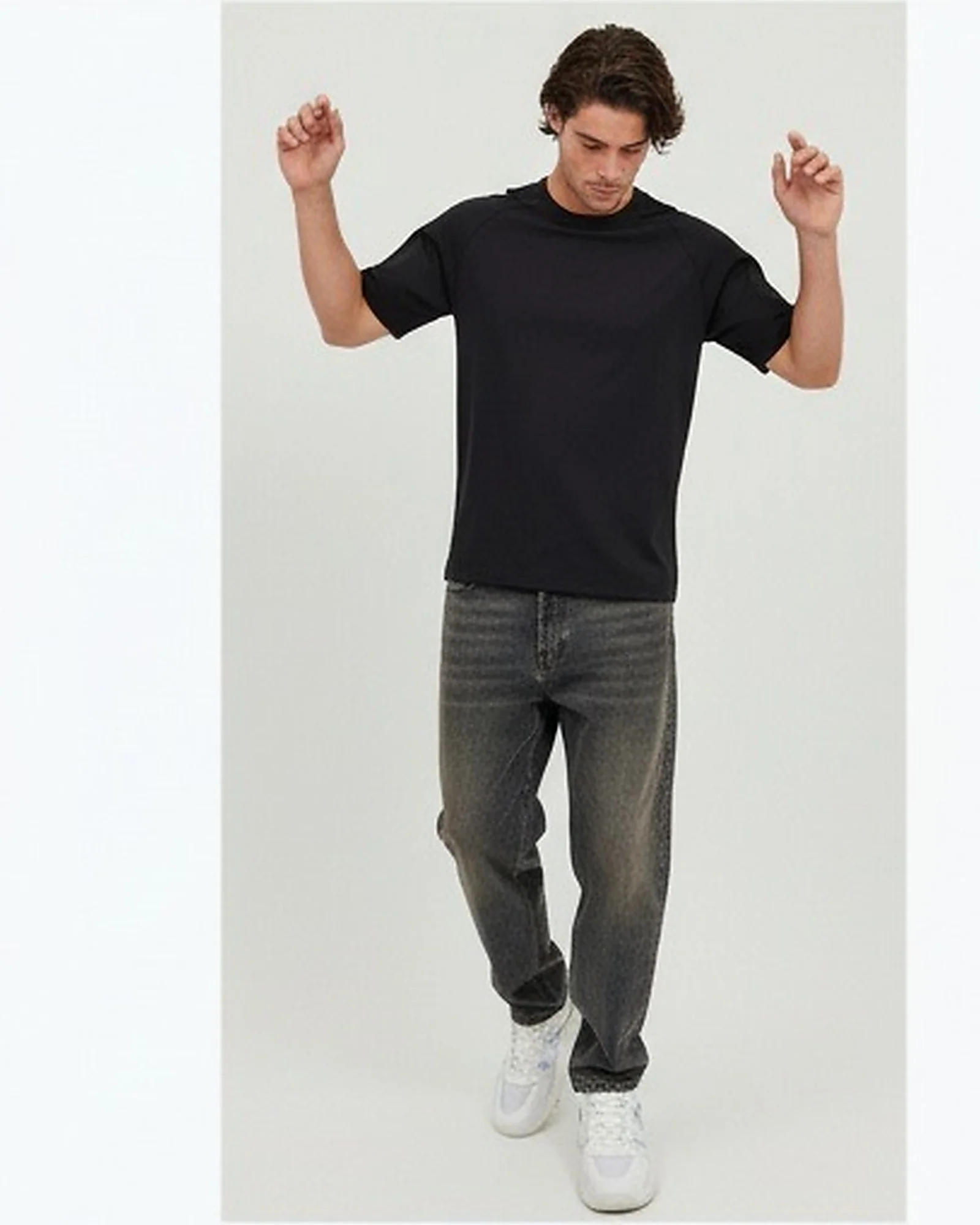Ravin Men's Herringbone Textured Raglan Performance T-Shirt – Black - R216810 - Image 5