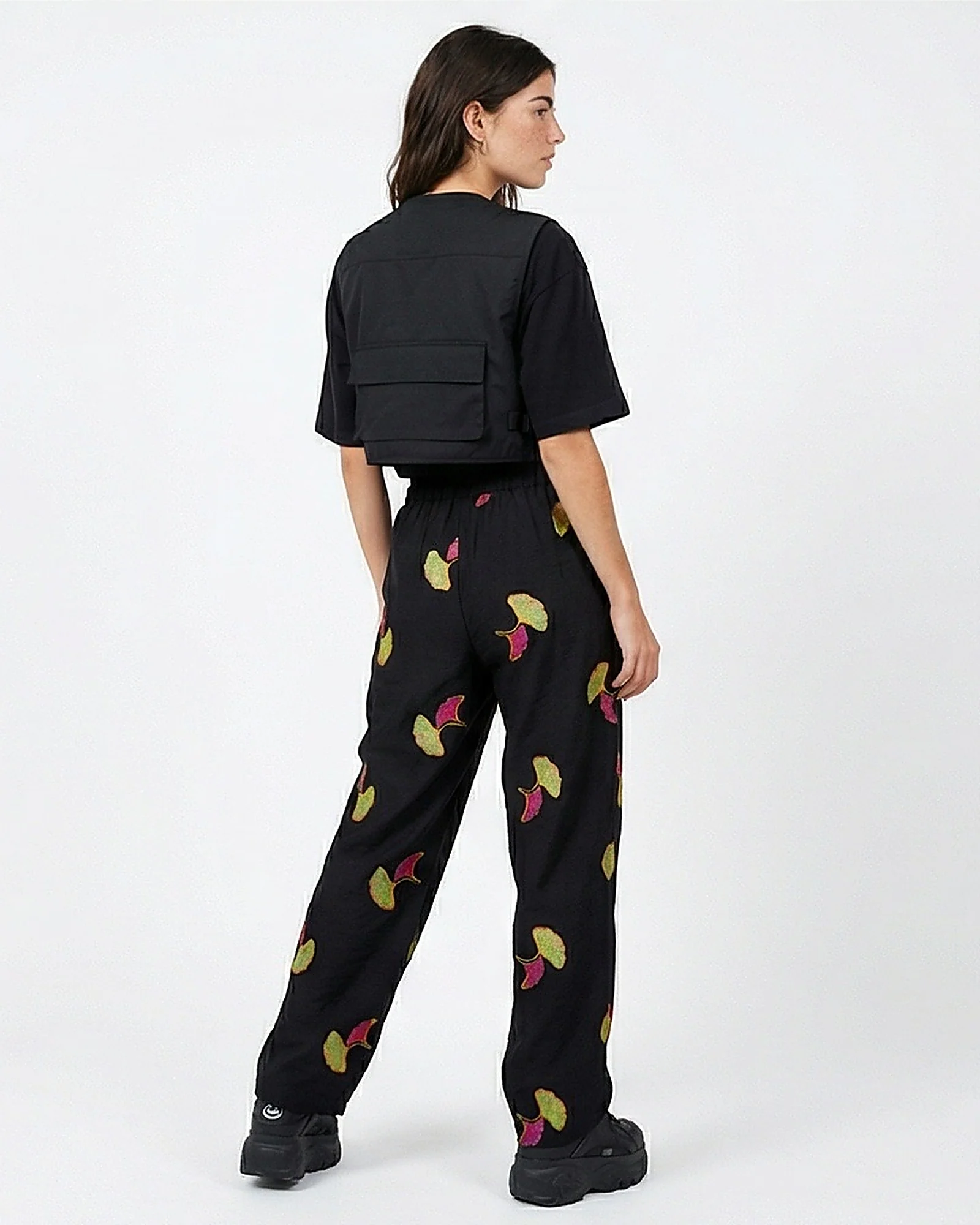 Ravin Embroidered Ginkgo Linen Pleated Trousers – Black - R216946 - Image 5