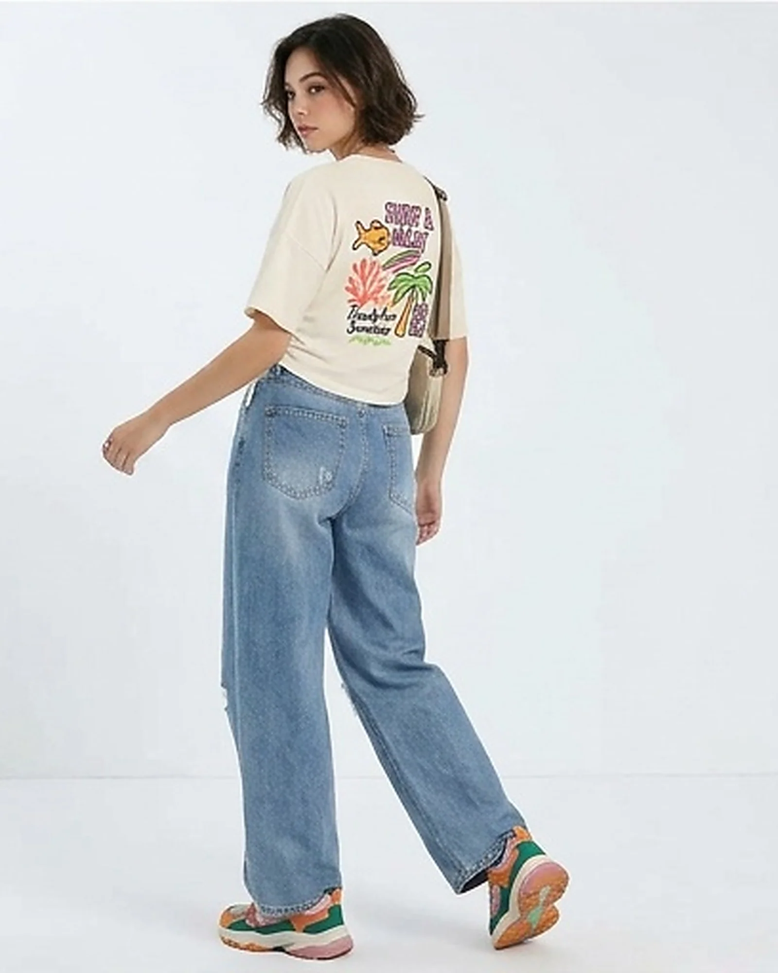 Ravin "Red Sea" Cinched-Waist Oversized Graphic T-Shirt – Cream - R216169 - Image 5