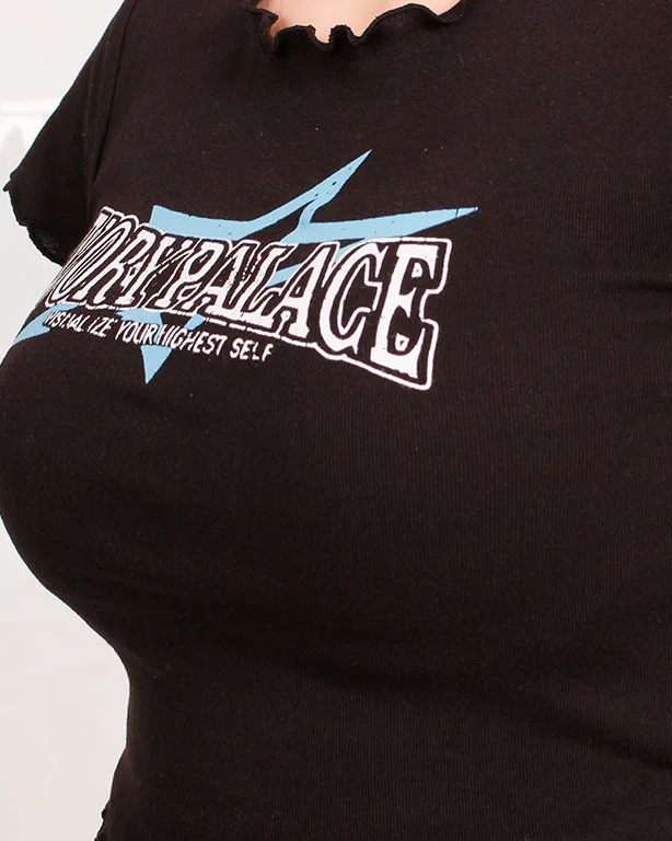 R205866 Ravin Women’s Ivory Palace Lettuce-Trim Cropped Graphic Tee – Black - Image 4