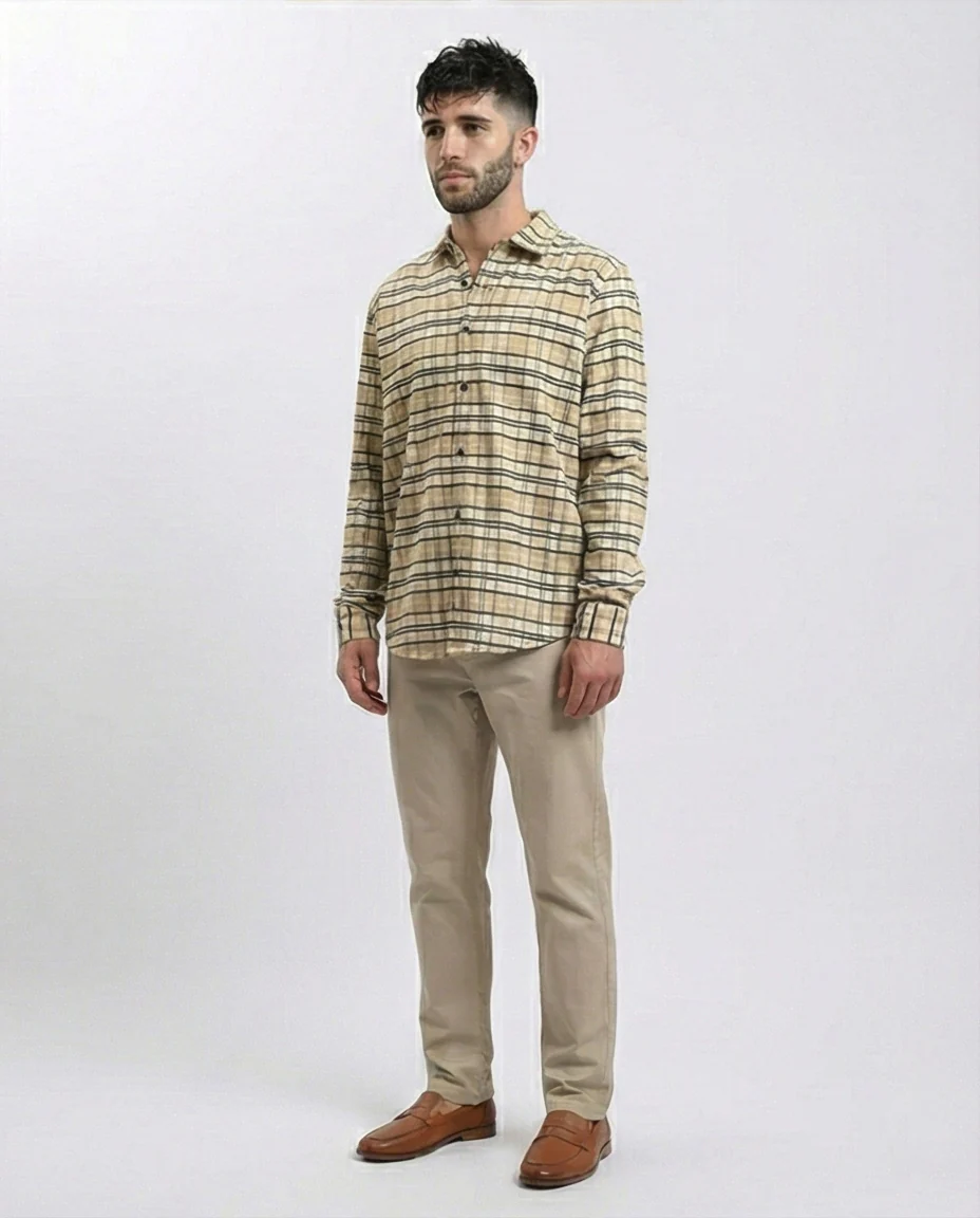 R215012 - Regular Fit Buttoned Plaid Shirt - Beige & Black - Image 4