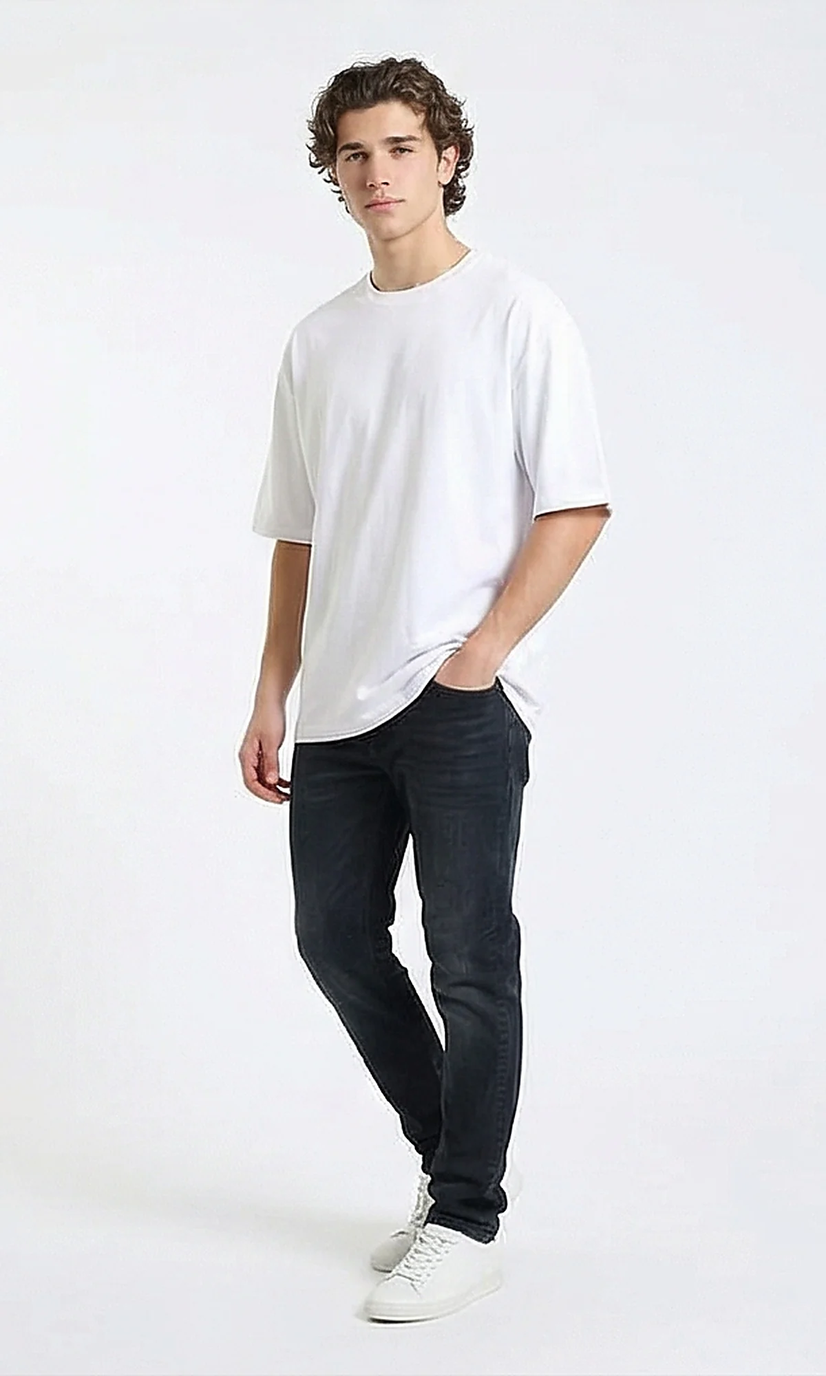 R215862 - Relaxed Fit Solid Summer Basic Tee - White - Image 5