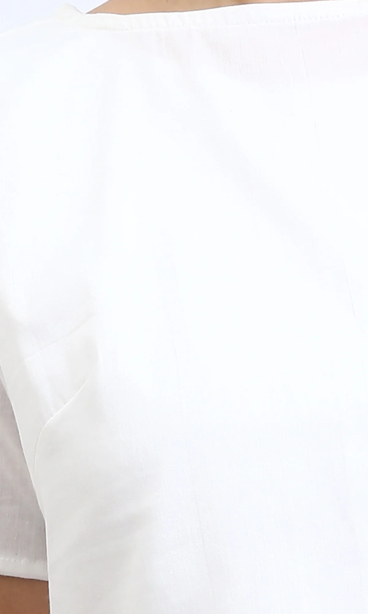 R209218 - Solid Cotton Tee with Back Fringes - White - Image 3