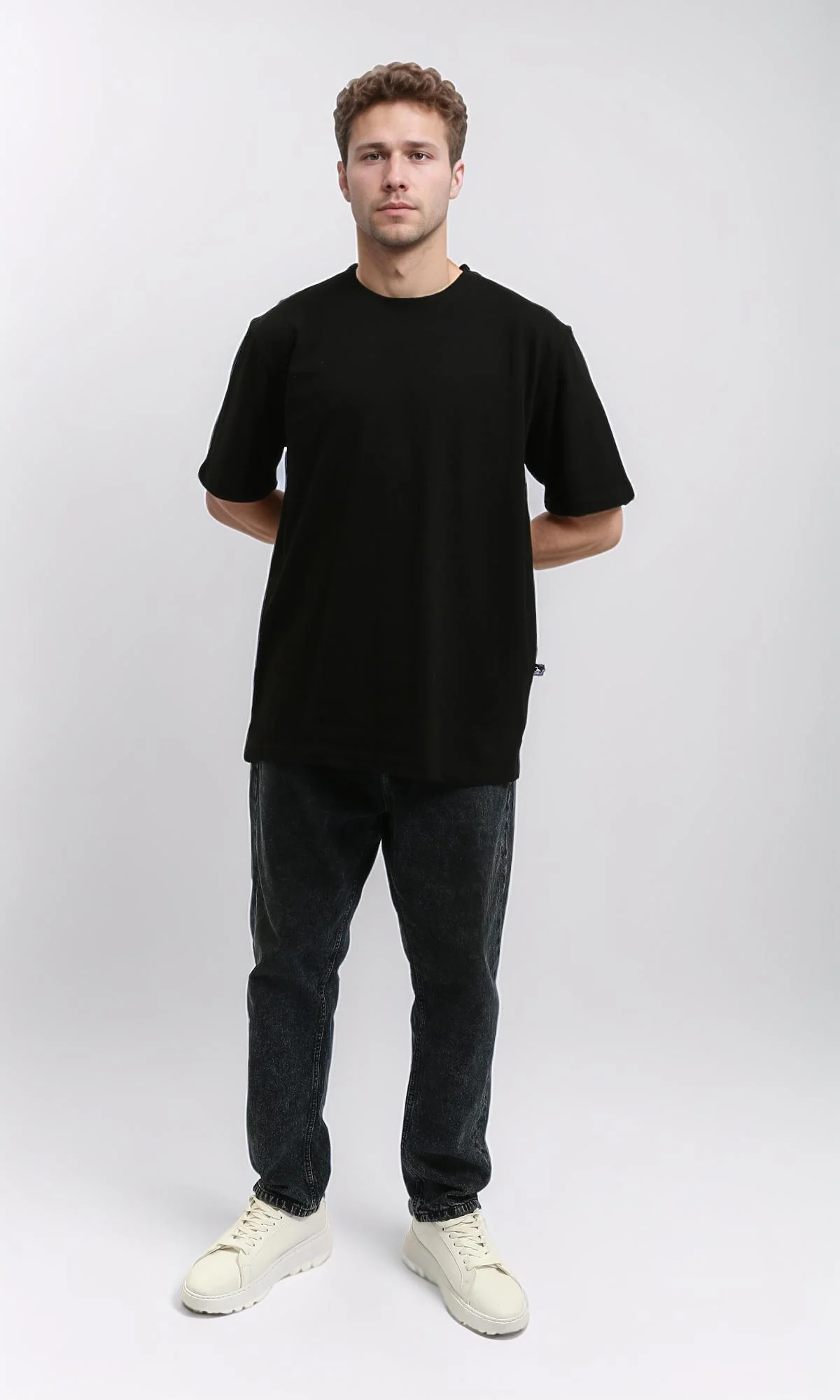 R215962 - Solid Crew Neck Relaxed Fit Tee - Black - Image 5