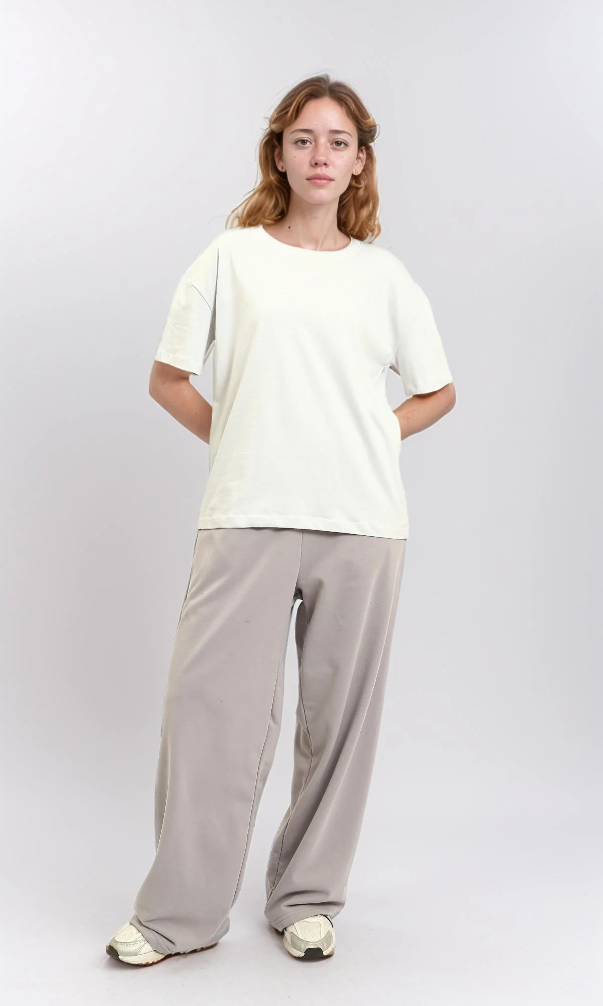 R215880 - Solid Relaxed Fit Cotton Tee - Light Grey - Image 6