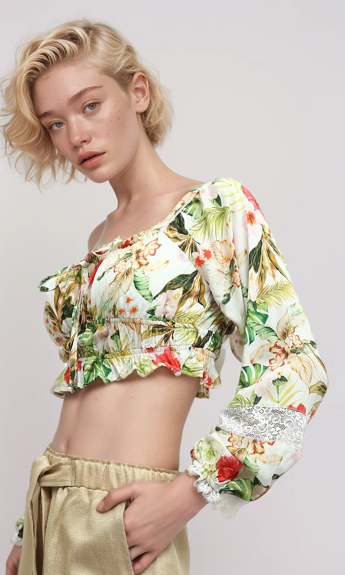 Tropical Floral Lace-Trimmed Cropped Top - O193477 - Image 2