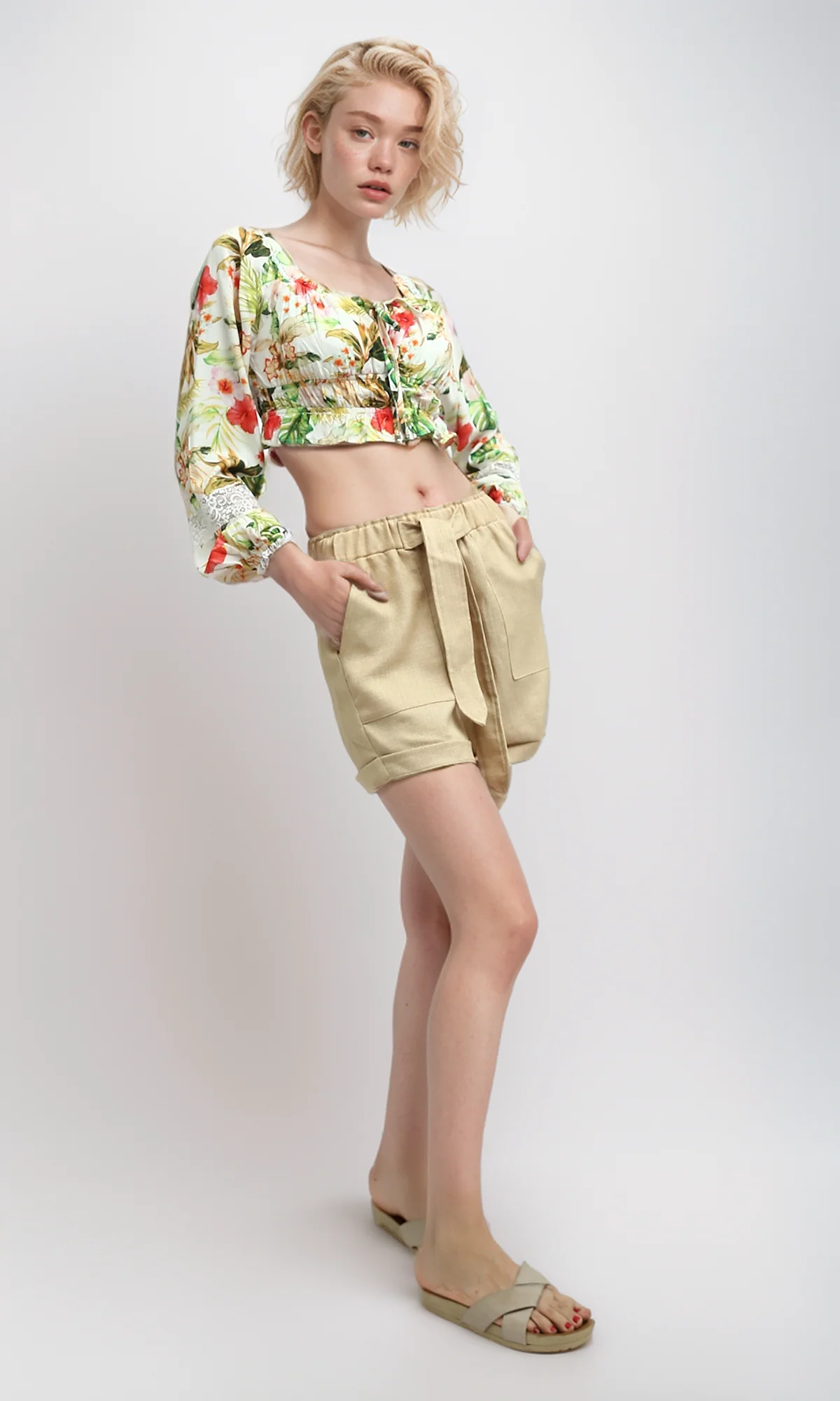 Tropical Floral Lace-Trimmed Cropped Top - O193477 - Image 3