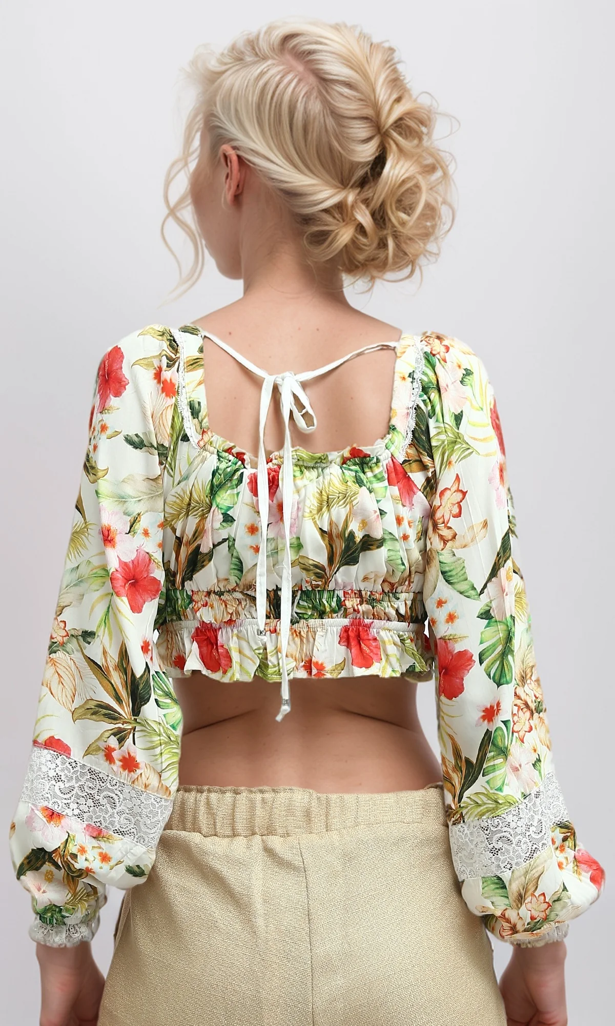 Tropical Floral Lace-Trimmed Cropped Top - O193477 - Image 4