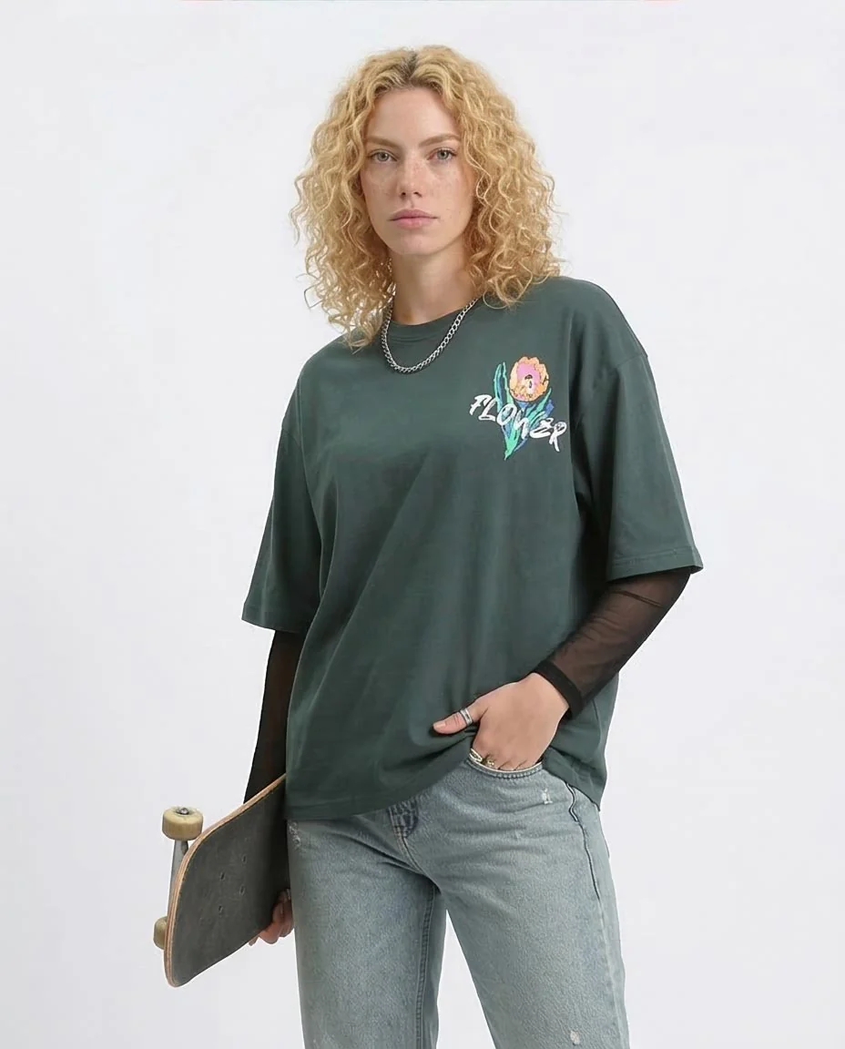 Ravin Unisex Oversized Graphic T-Shirt – Abstract Tulip Print - Forest Green - O203156 - Image 3