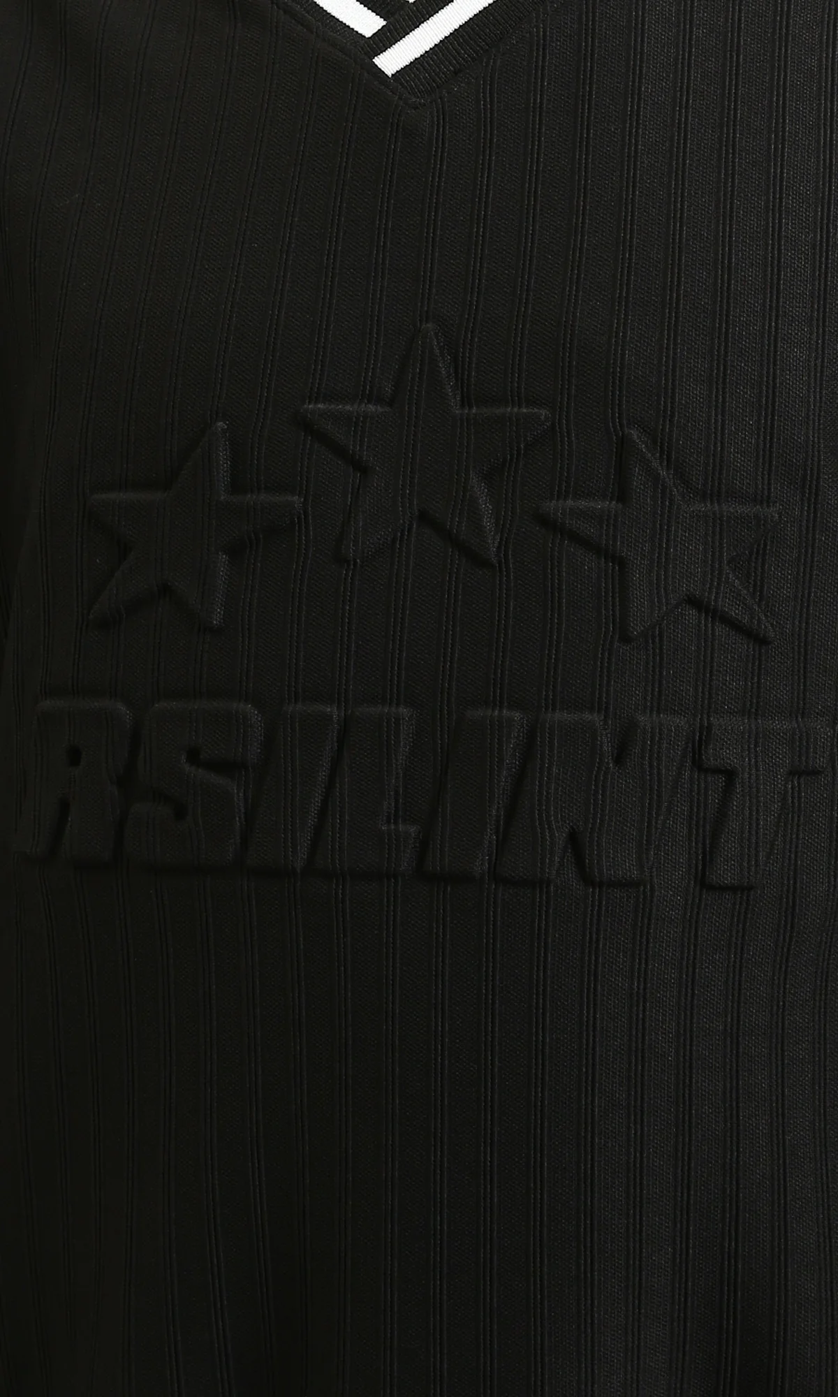 R214677 - V-Neck Sweatshirt with Embossed Pattern - Black - Image 3