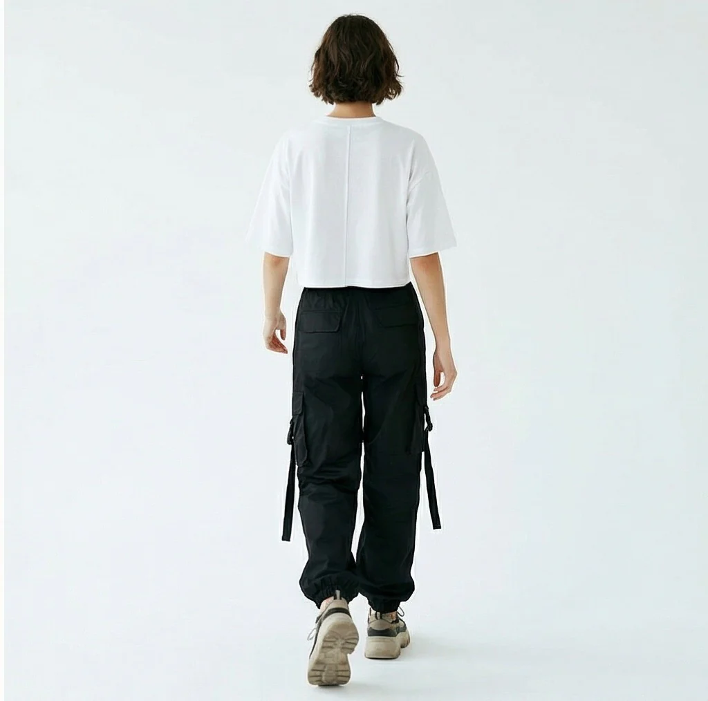 White Boxy Cropped Tee with Back Seam Detail - R217152 - Image 4