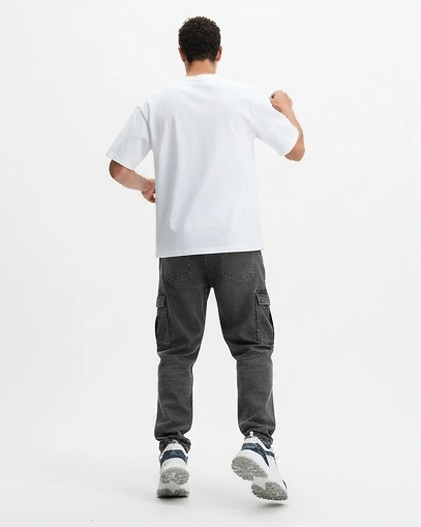 White 'Take Care Of Your Pets' Graphic Oversized Tee - R216163 - Image 4