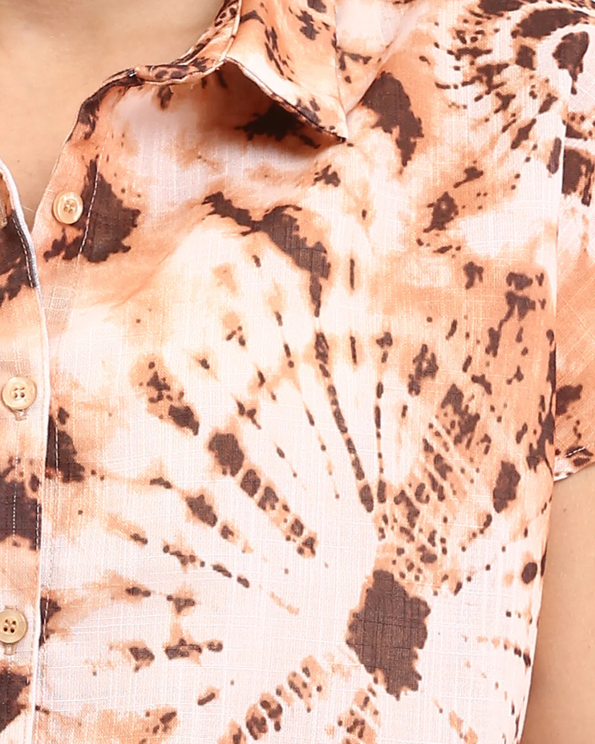 Ravin Women’s Earth-Tone Radial Tie-Dye Short Sleeve Linen-Look Shirt - Brown & Light Orange - R204845 - Image 4