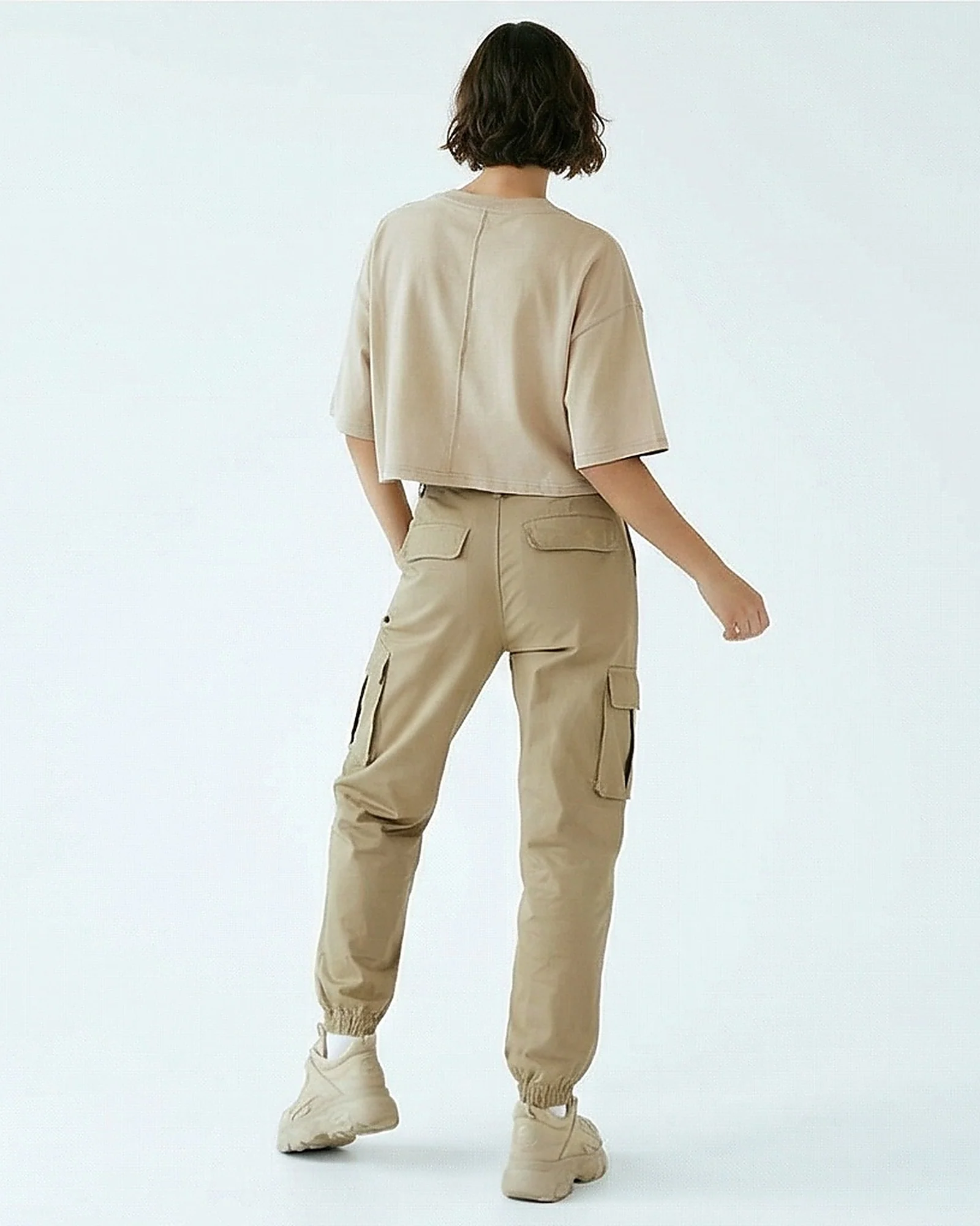 Stone Cropped Boxy Fit T-Shirt with Back Seam Detail - R217173 - Image 4