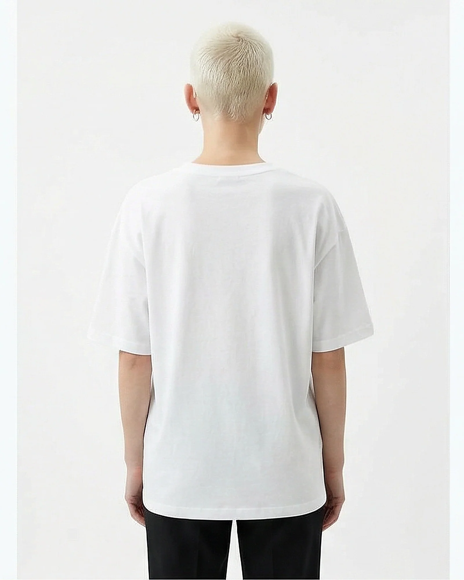 White Oversized Relaxed Fit Cotton T-Shirt - R216132 - Image 2