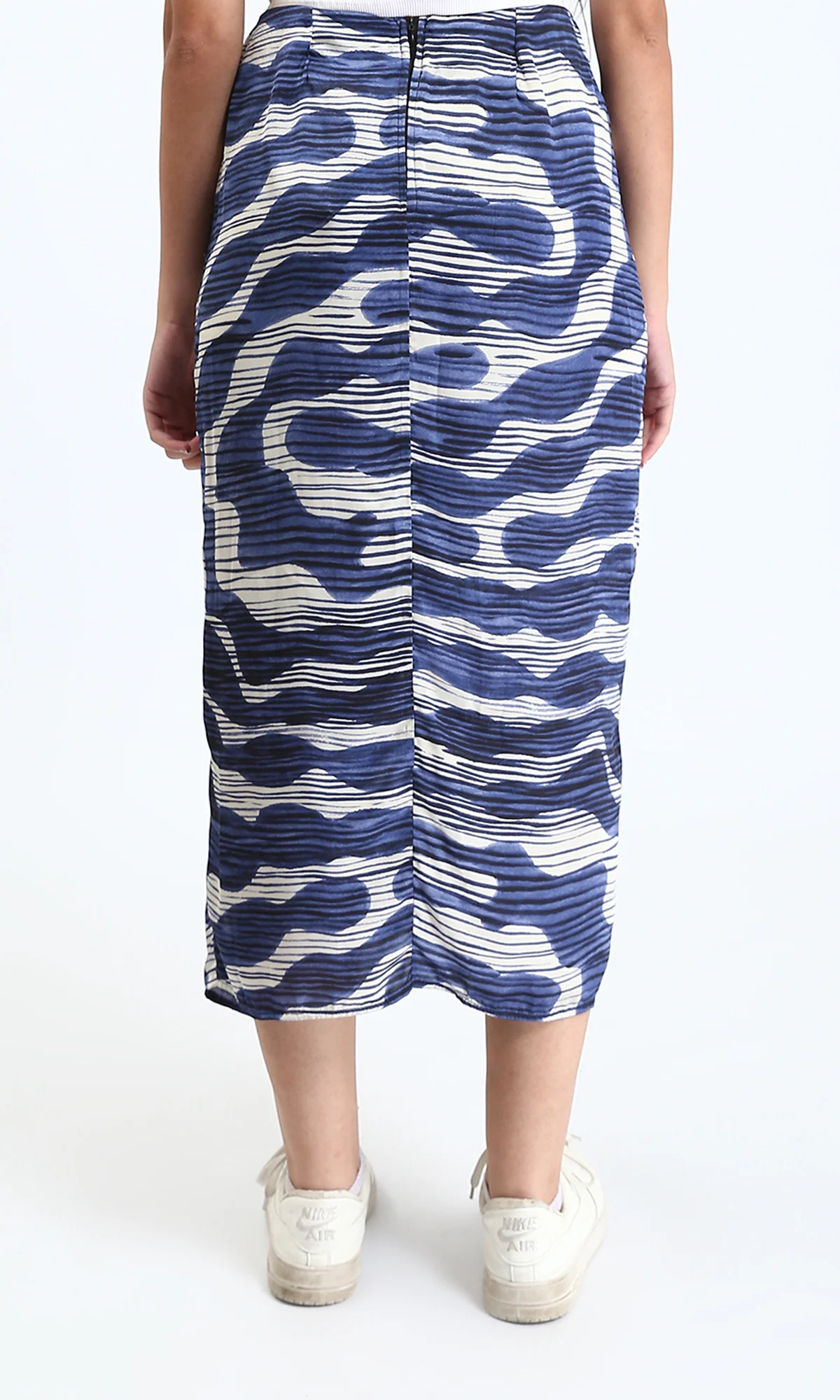 Blue Abstract Waves Plissé Draped Midi Skirt - R209475 - Image 2